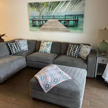 Beautiful Bright & Sparkling 2Bed 1Bath Beach Retreat - Unit 212 코코아비치 외부 사진