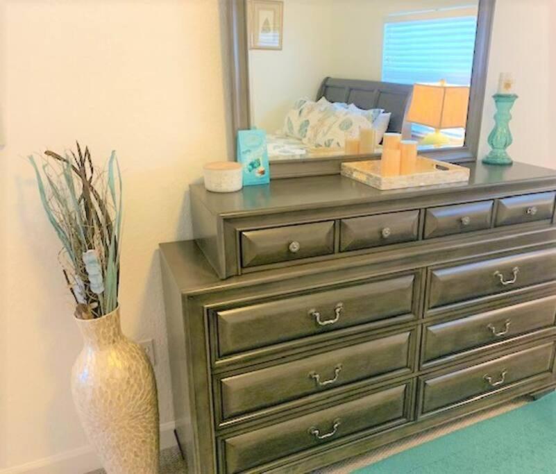 Beautiful Bright & Sparkling 2Bed 1Bath Beach Retreat - Unit 212 코코아비치 외부 사진